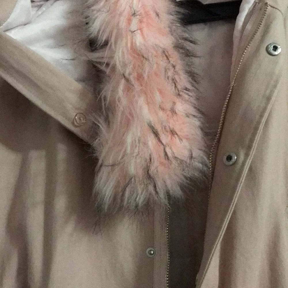 Oversized Pink Winter Coat W/ Reattaching Fur - Picture 5 of 5